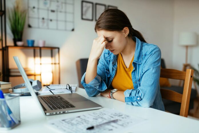 La Generación Z está dispuesta a renunciar al trabajo remoto para conseguir empleo