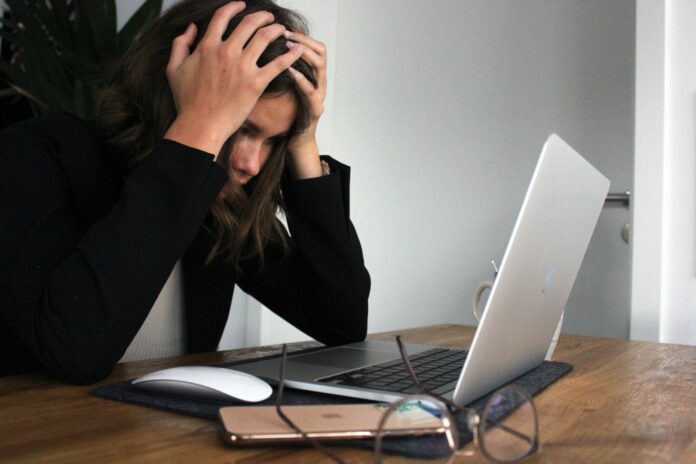 Estrategias de liderazgo para prevenir el burnout en los empleados