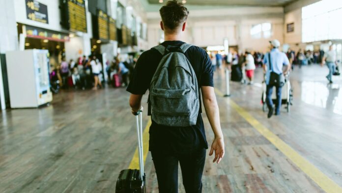 EEUU da incentivo a migrantes irregulares por autodeportarse