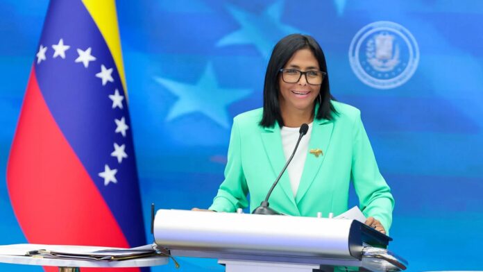 Delcy Rodríguez anuncia aumento salarial para el 1 de mayo