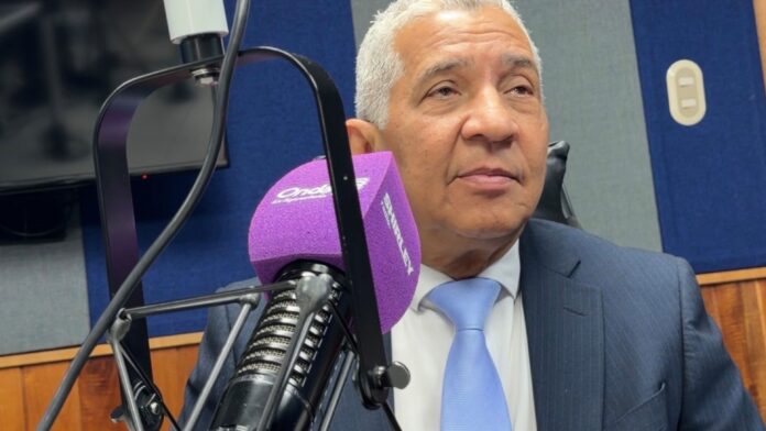 Ministro del Trabajo: “No vamos a sustituir el salario”